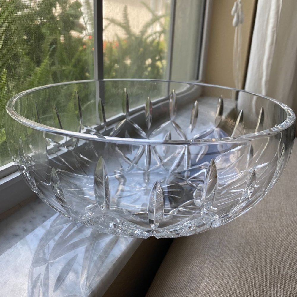 BROOK Contemporary Crystal Cut 10” Round Diamond Pattern large Decorative Bowl